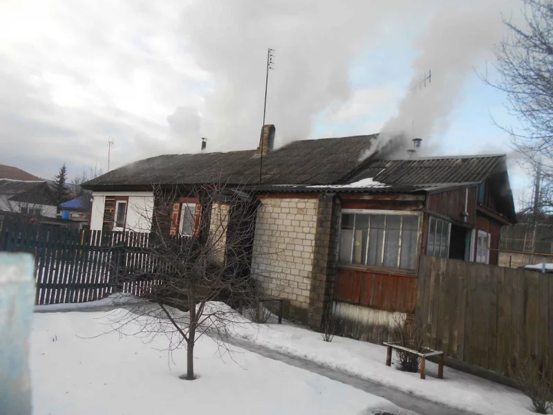 Спасатели ликвидировали пожар по переулку Комсомольскому в Бобруйске