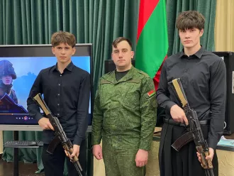 Профориентация: военные из бобруйского инженерно-аэродромного полка выступили перед рогачевскими школьниками