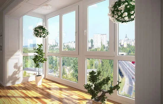 Какое остекление балкона лучше