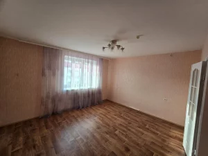 Двухкомнатная квартира на ул. Днепровской Флотилии