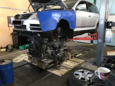 Диагностика и ремонт двигателей, слесарные работы, сход-развал