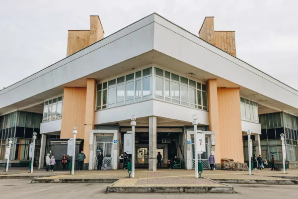 В духе стильных 80-х: почему не нужно откладывать туристический визит на Бобруйский автовокзал