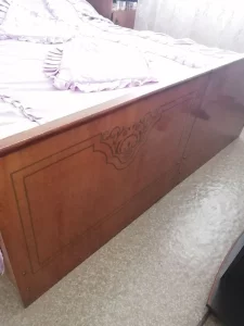 Двуспальная кровать 100 рублей