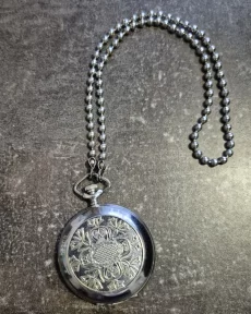 Карманные часы «Молния» производства СССР