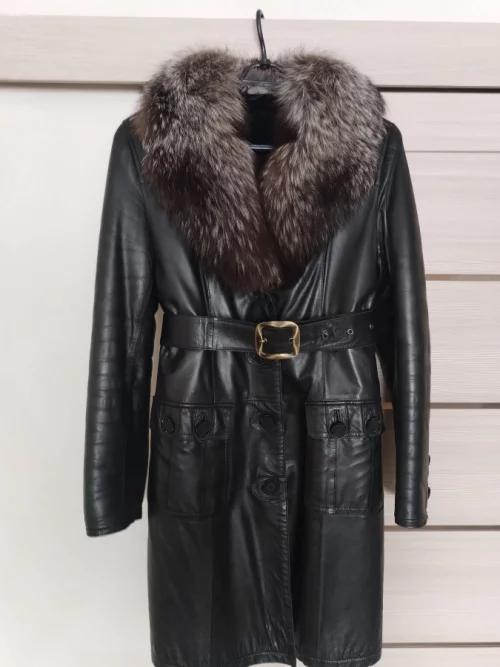 Продам дублёнку женскую
