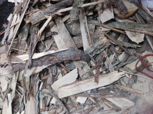 Отдам бесплатно дубовые обрезки горбыльные