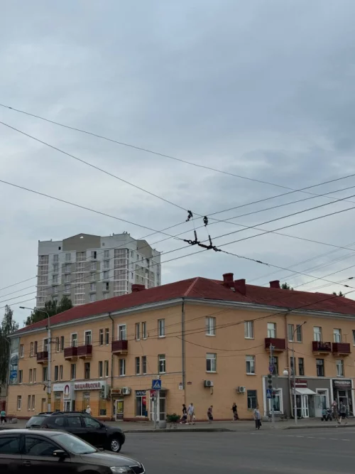 Трёхкомнатная "сталинка" в центре Бобруйска
