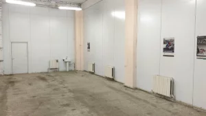 Торговое помещение в проездном месте