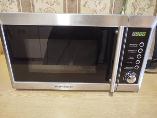 Микроволновку продам