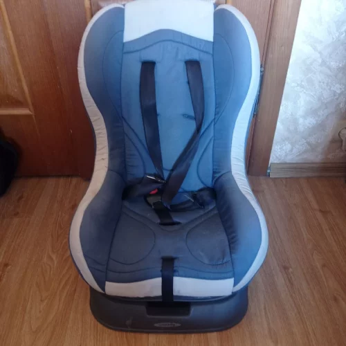 Автокресло детское, 9-18 кг