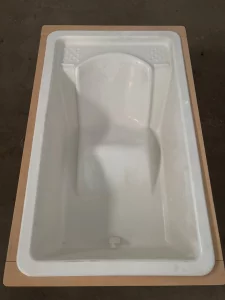 Ванну для купания грудного млоденца/ребенка