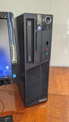 Lenovo ThinkCentre Core i3 8GB SSD