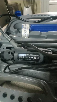 Дремель в кейсе.300р