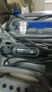 Дремель в кейсе.300р