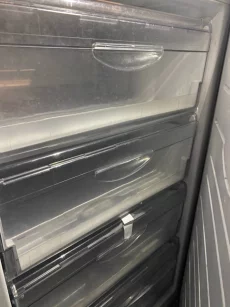 Холодильник рабочий