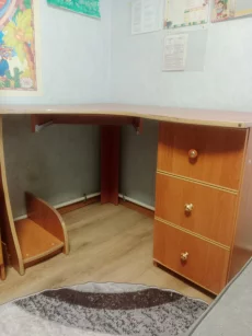 Стол