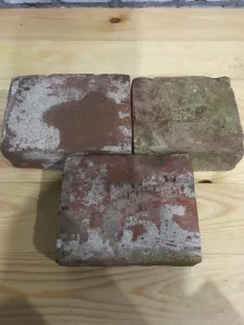 Половинки старинного кирпича Розенберг