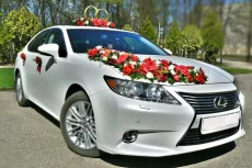 Украшение автомобилей к торжественным мероприятием