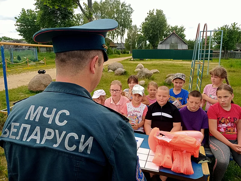 Плесы-Богушовка. Спасатели Бобруйщины продолжают работать над безопасностью детей