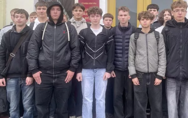 Помним и гордимся: учащиеся Бобруйского автомеханического колледжа посетили краеведческий музей