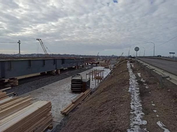 Сборка нового автомобильного моста началась в Бобруйске