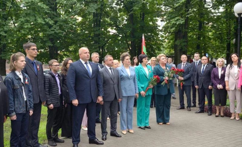 В Бобруйске почтили героев 1944 года открытием нового мемориала на Социалистической
