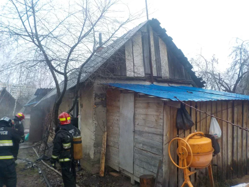 Дневной пожар на улице Веры Хоружей