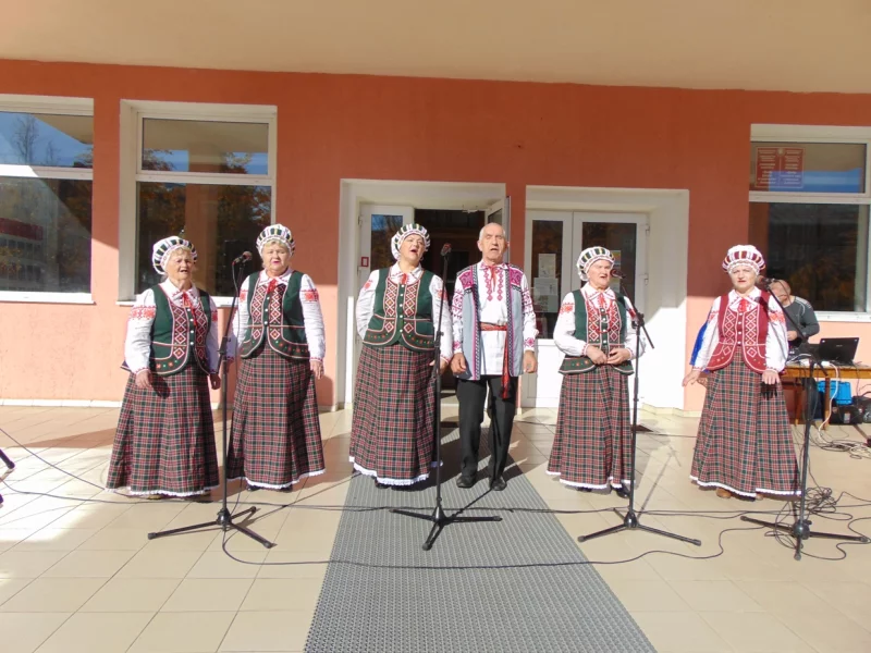 С любовью к мамам и бабушкам