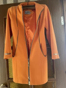 Пальто новое