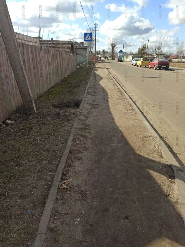 Лучшие тротуары, по мнению, ЖЭУ и дорожных служб - песчаные 