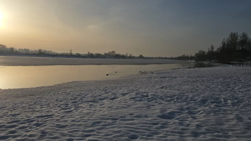 Березина со стороны Фандока вскрылась, теперь есть где утками поплавать