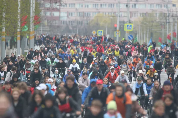 Первомайский мотовелопробег в Бобруйске. Большой фоторепортаж BOBR.BY