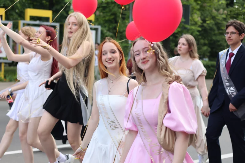 Шествие выпускников 2026. Большой фоторепортаж BOBR.BY