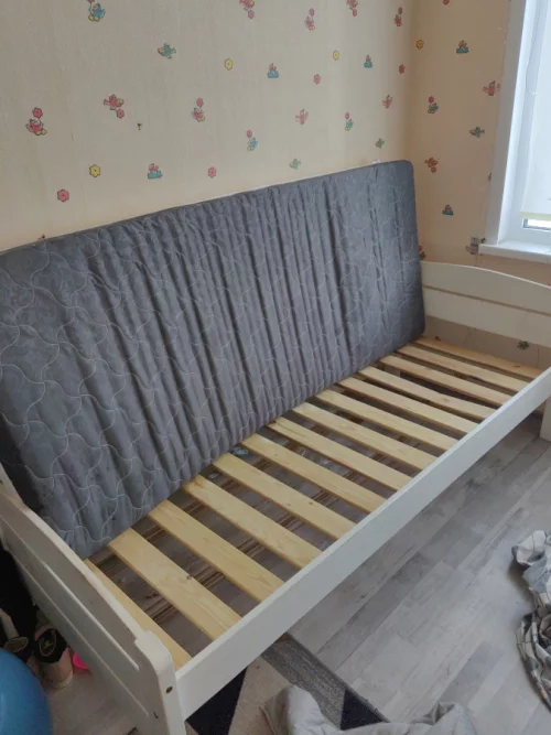 Кровать с матрасом