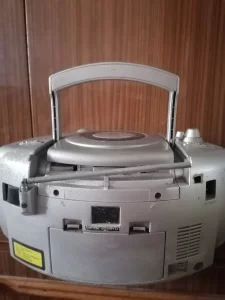 Магнитофон под реставрацию