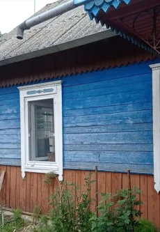 Дом с земельным участком