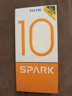 Телефон TECNO SPARK 10
