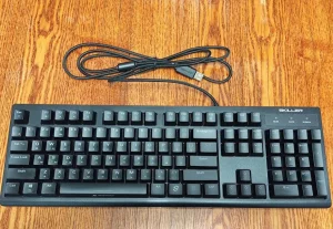 Геймерская механичеcкая клaвиатура Shаrkoon Skiller SGK30