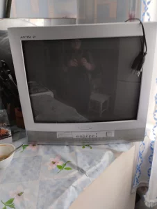 3 телевизора