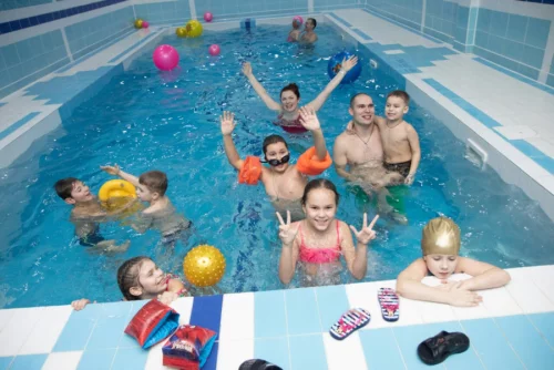 Тренер по плаванию. Инструктор