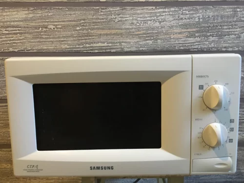 Микроволновку Самсунг с грилем