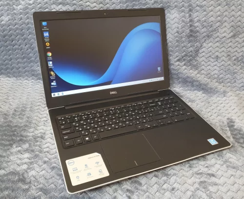 Ноутбук DELL 3582