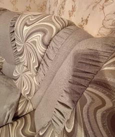 Угловой диван и кресло