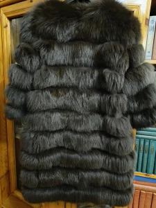 Продам шубку-безрукавку