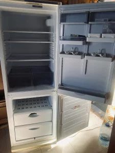 Продам холодильник