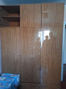 Шкаф трехстворчатый с антресолями