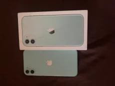 Apple 11/128 GB