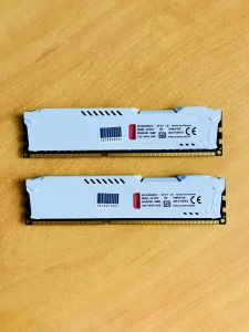 Б/у Оперативная память HyperX Fury White DDR 3 16Гб