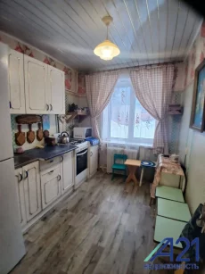 1-ка в самом центе города по ул. Октябрьская д. 151