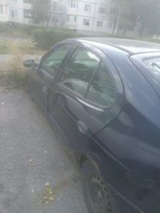 Рено Меган на запчасти